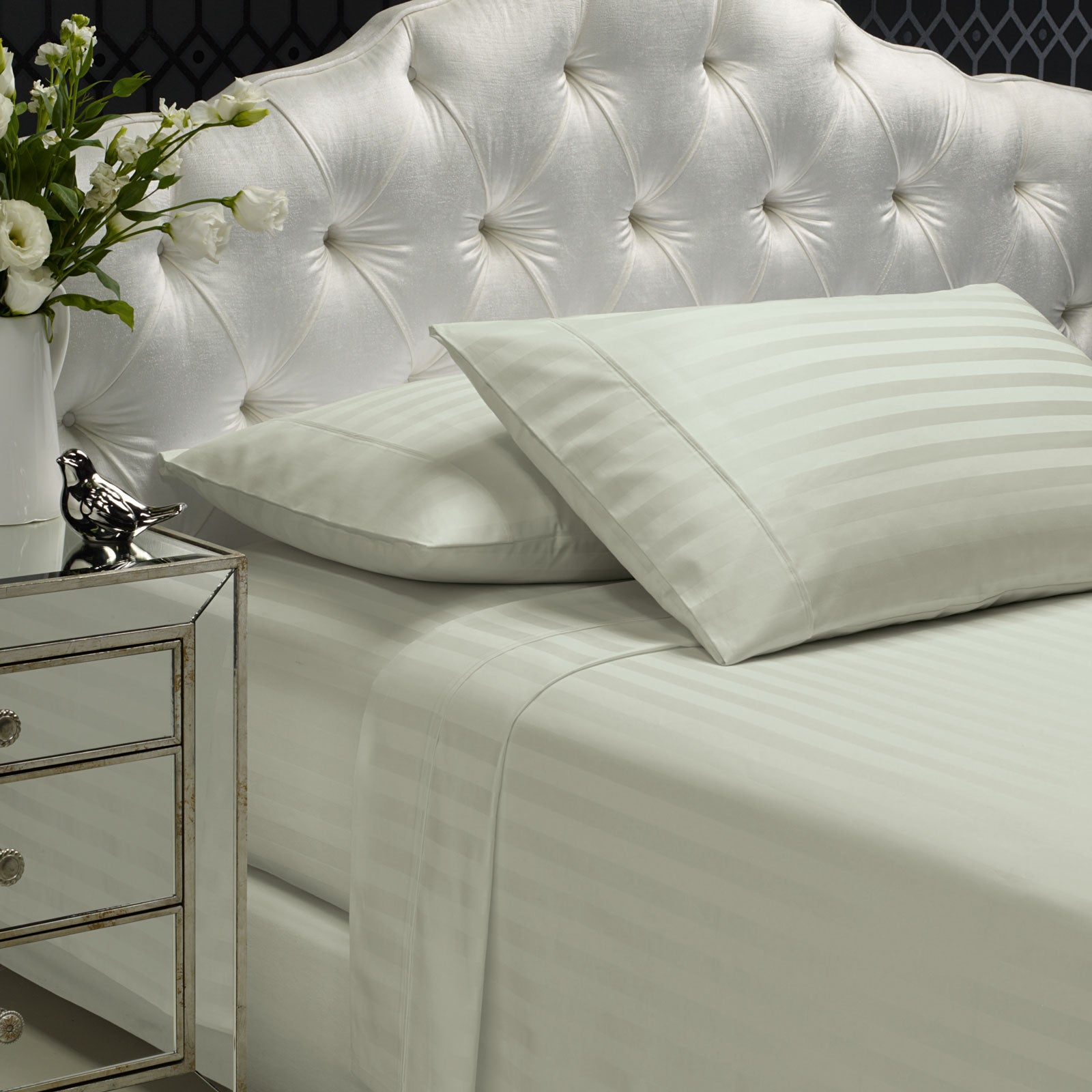 Bed Sheets: Royal Comfort 1200TC Sheet Set Damask Cotton Blend Ultra Soft Sateen Bedding - Queen - Silver