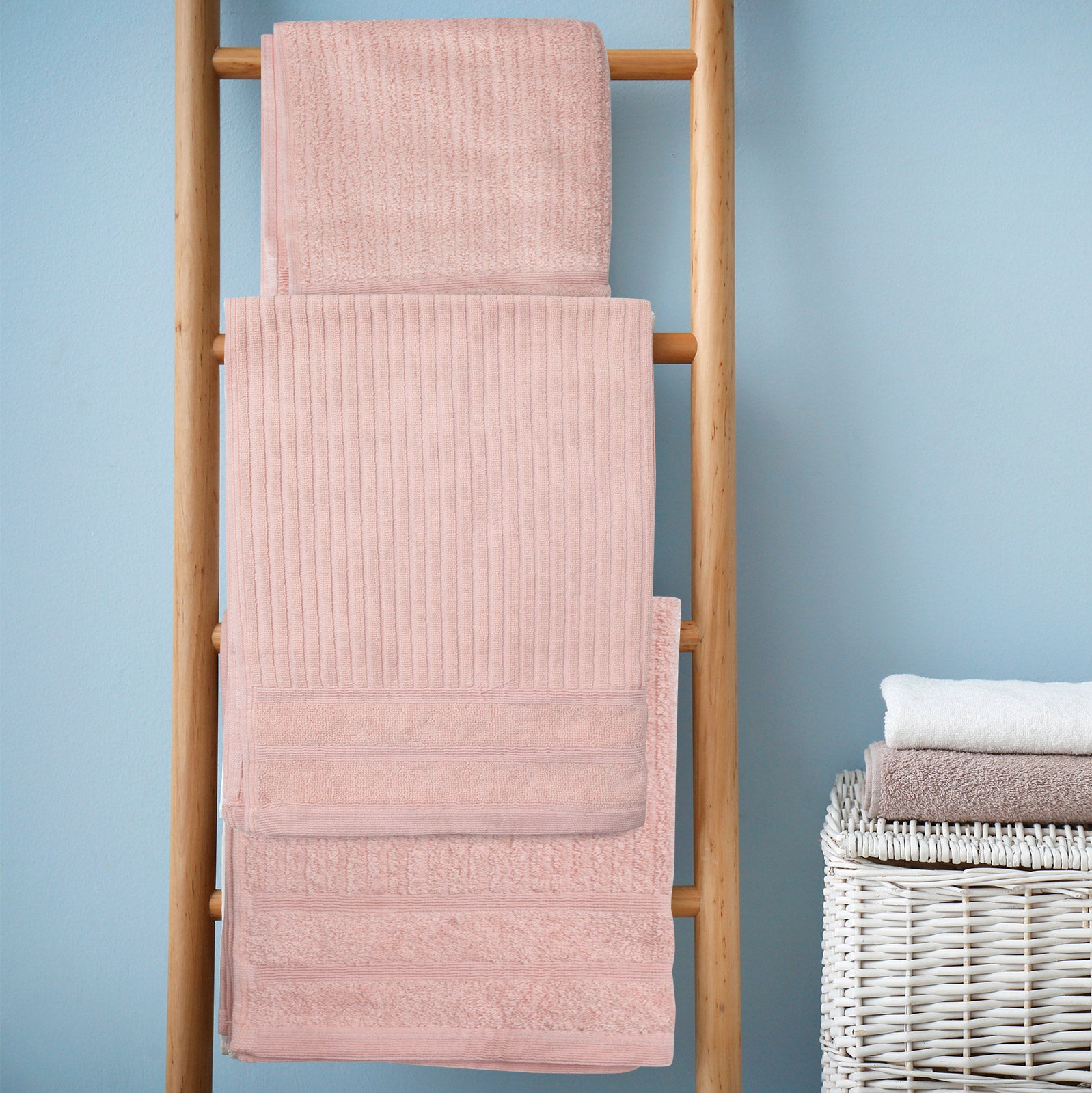 Bath Towels & Robes: Royal Comfort Eden Egyptian Cotton 600GSM 8 Piece Luxury Bath Towels Set - Blush