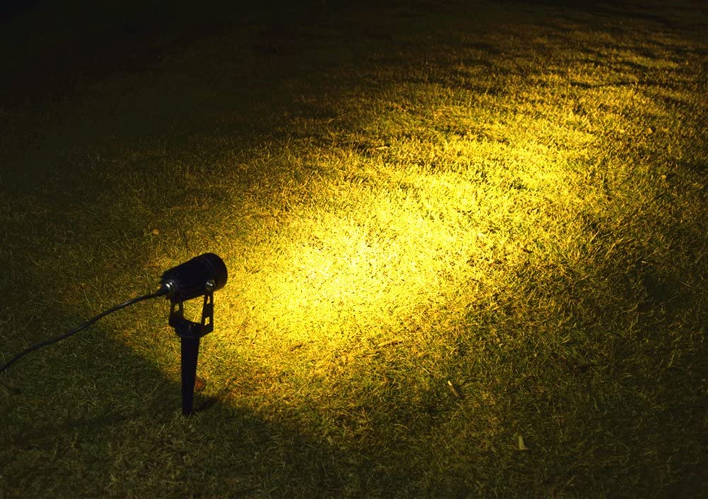 Outdoor Lights: 3 x LED Spotlights Powered Solar Garden Lights Outdoor Waterproof (Warm White)