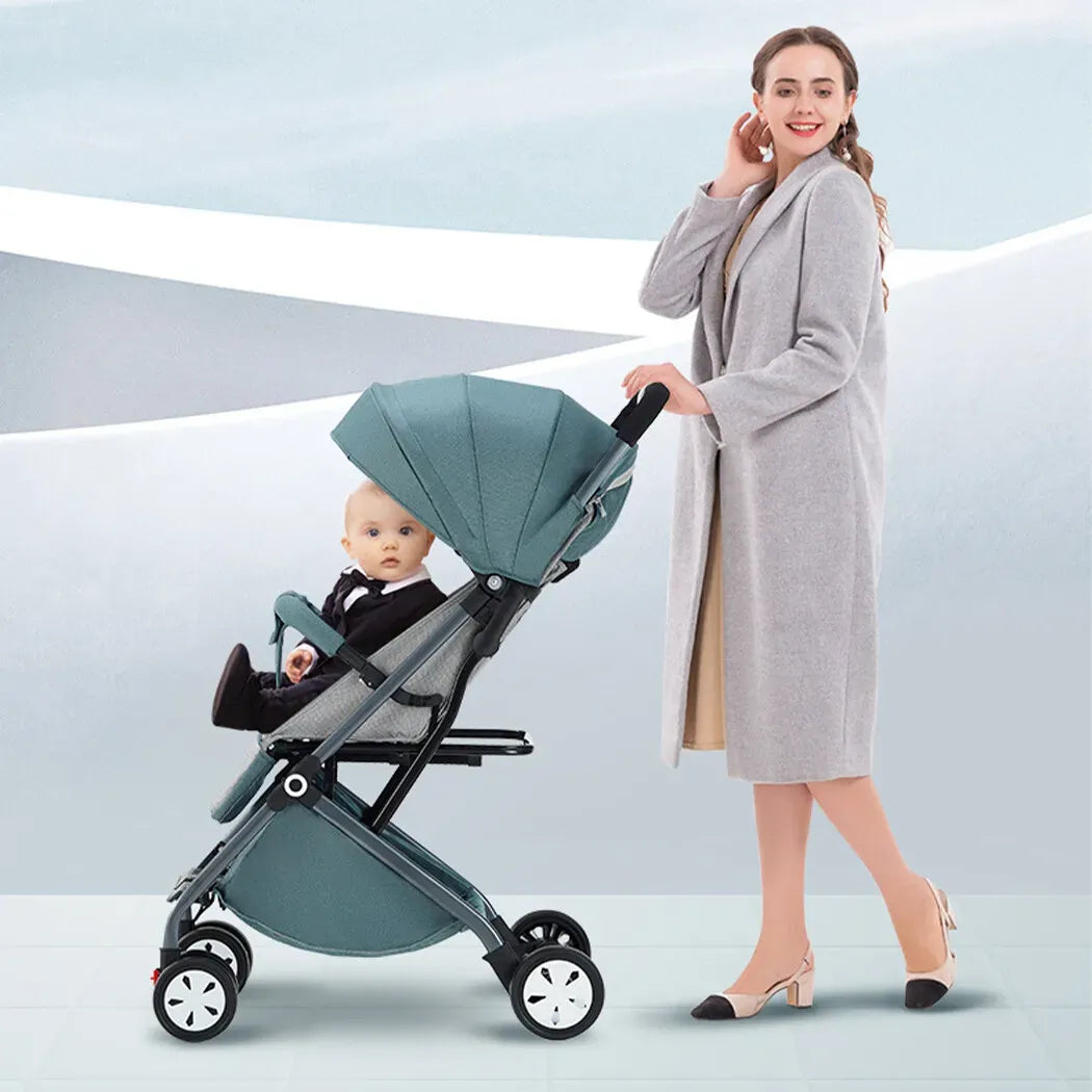 Lightweight Compact Baby Stroller in Black, Easy Fold Design for Travel, Suitable for Ages 0-5 Years