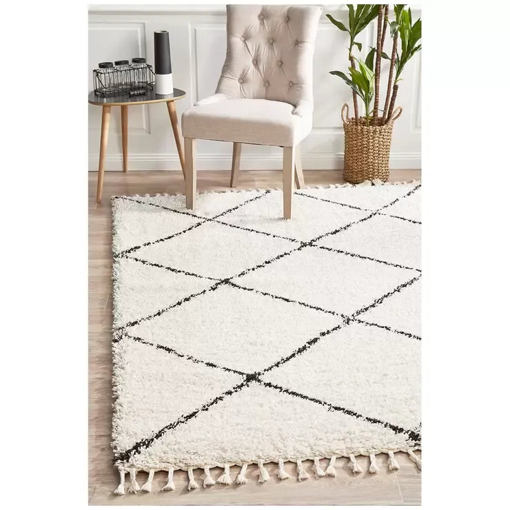 Saffron 22 White Indoor Rug 400 x 300cm - Plush Polypropylene for Living Room
