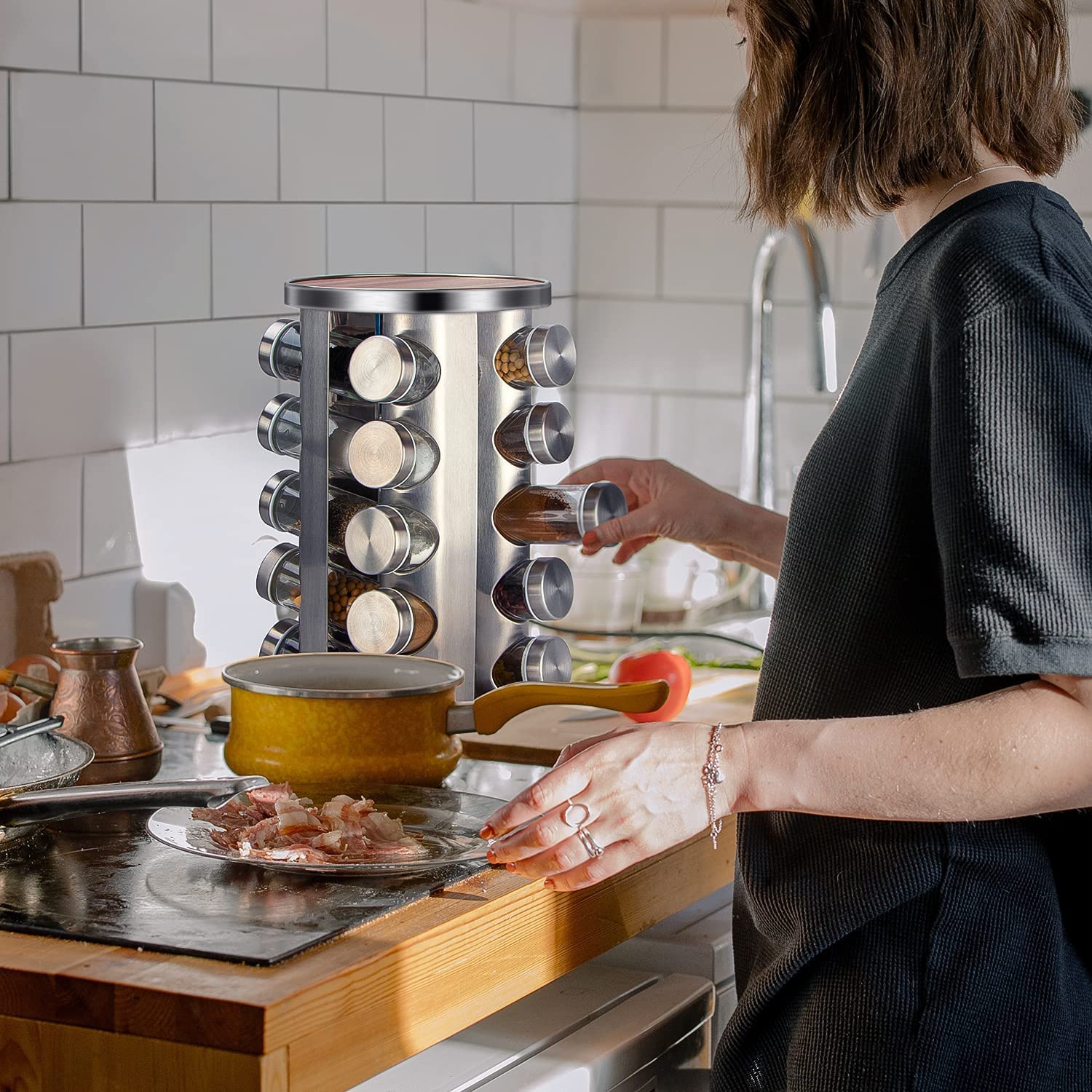 Kitchen & Bathroom DIY: Rotating Spice Rack Organizer with 20 Pieces Jars for Kitchen