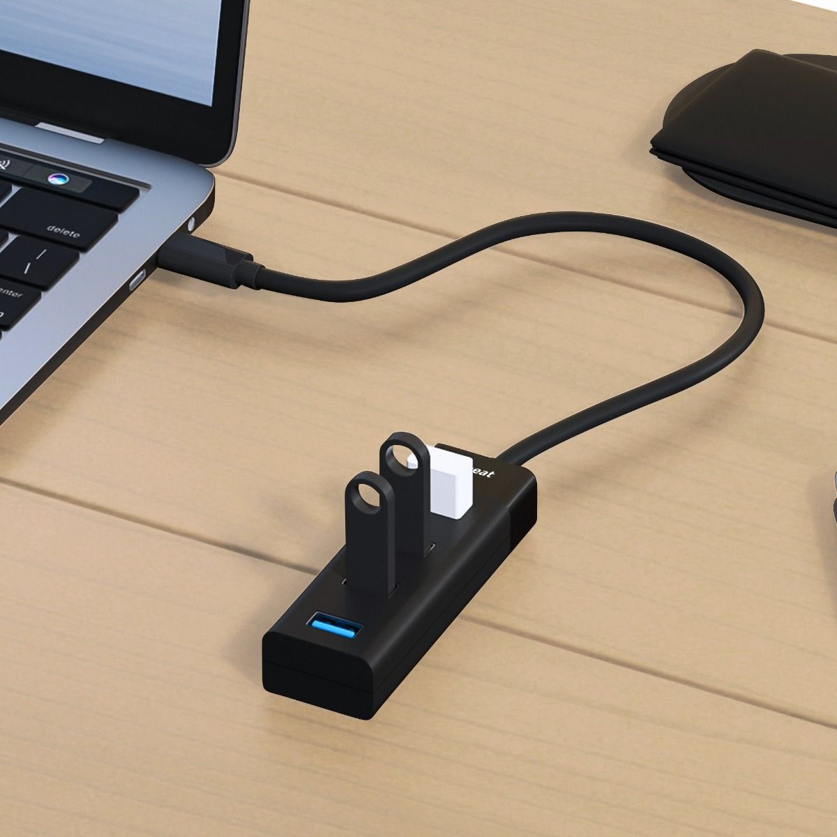 Keyboards & Accessories: mbeat 4-Port USB-C Hub with USB-C DC Port