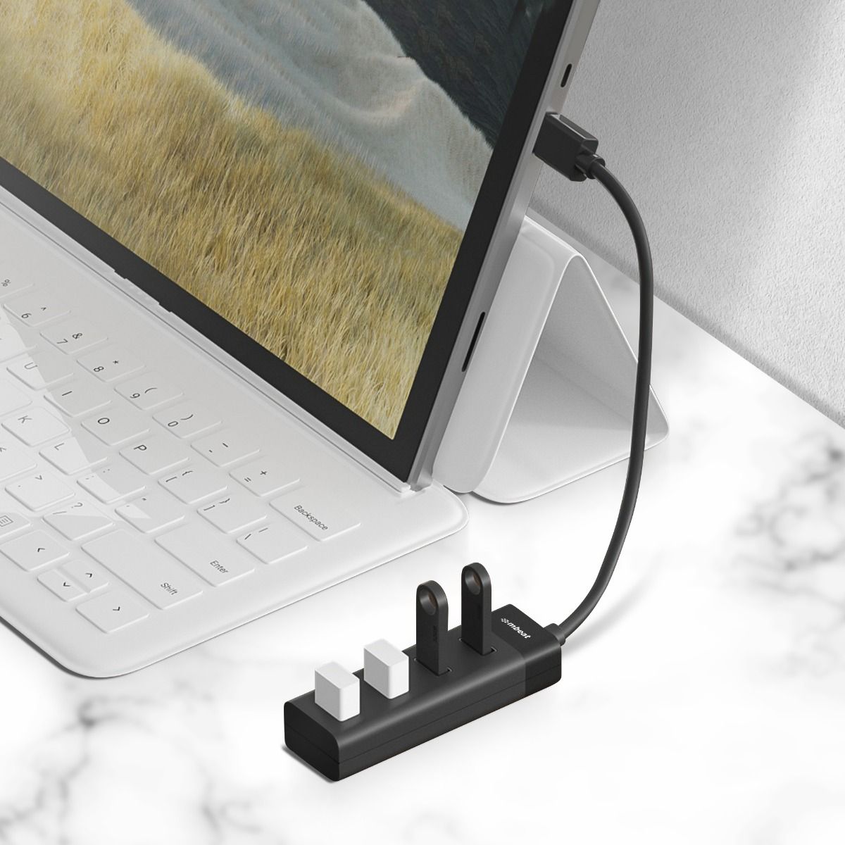 Keyboards & Accessories: mbeat 4-Port USB 3.0 Hub - Black