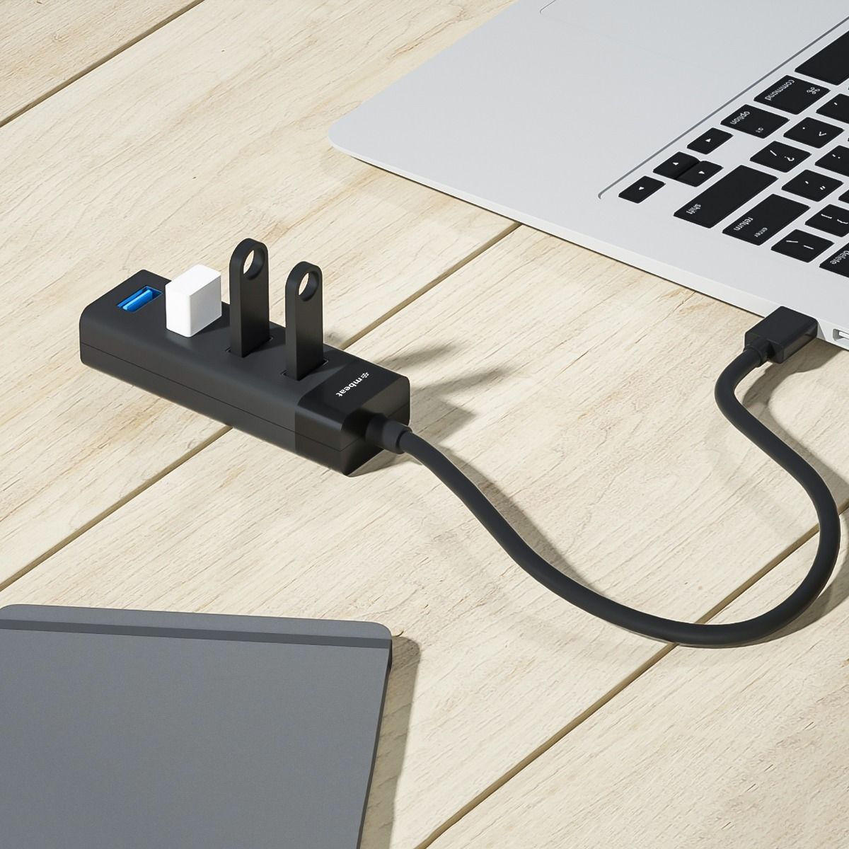 Keyboards & Accessories: mbeat 4-Port USB 3.0 Hub - Black