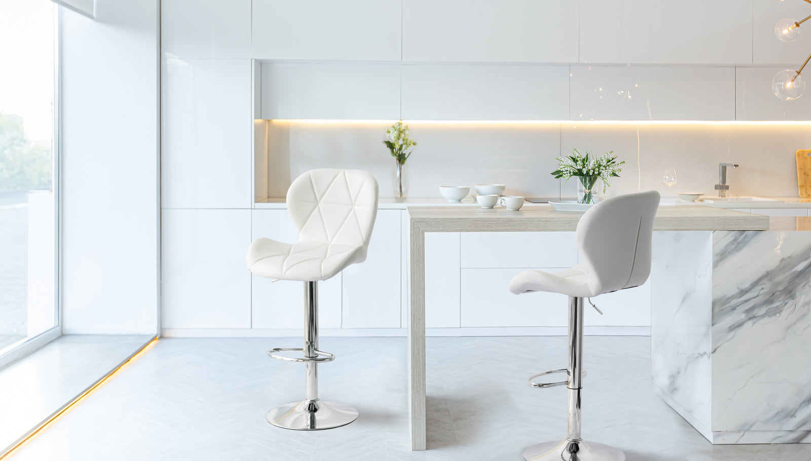 Table & Bar Stools: 2 Comfortable Bar Stools (White) w/ Adjustable Height, 90-112cm