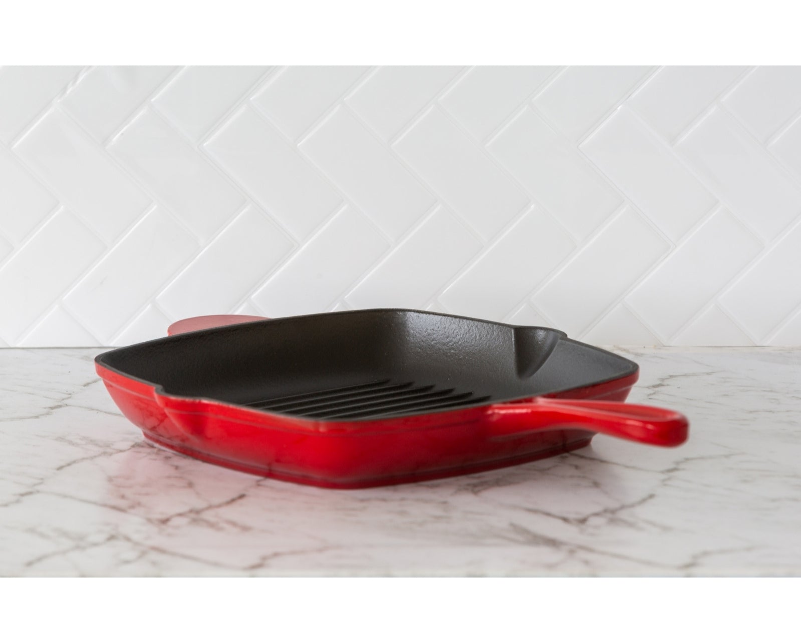 Skillets & Frying Pans: Enamelled Cast Iron Square Grill Pan (44 x 30 x 4.7 cm) - Red