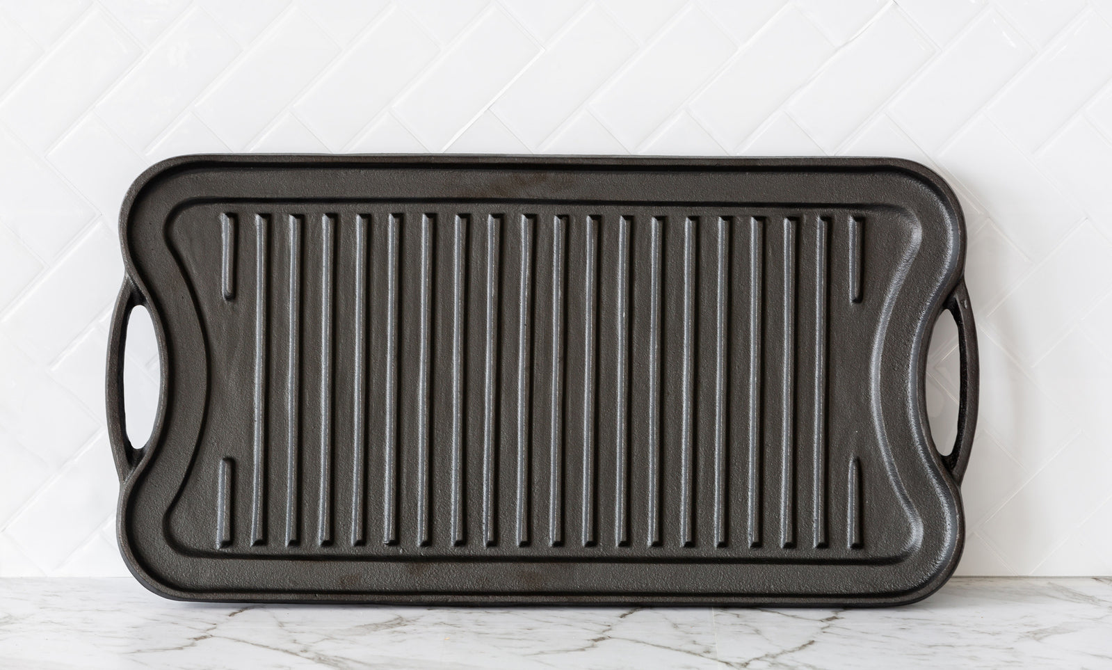 Skillets & Frying Pans: Oil-seasoned Ready to use 50.7x25.8cm Reversible Cast Iron Grill - Black