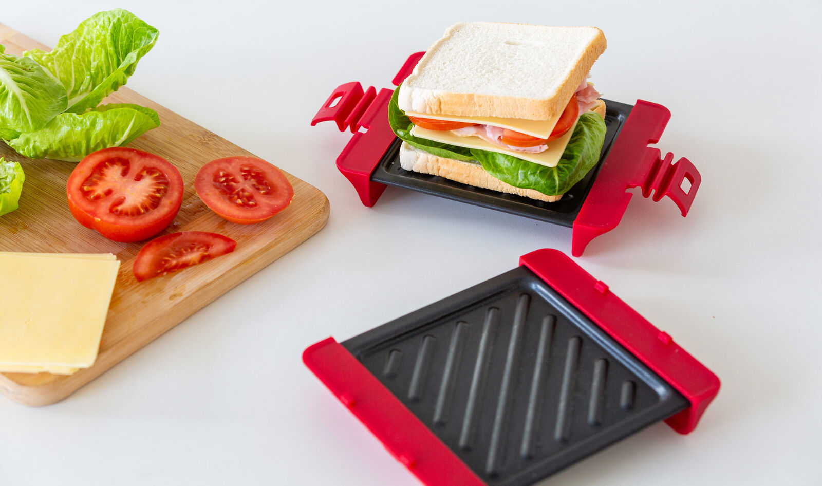 Skillets & Frying Pans: Compact Microwave Sandwich Maker Non-Stick Grill Plates for Quick Meals at Home, Work, or Travel