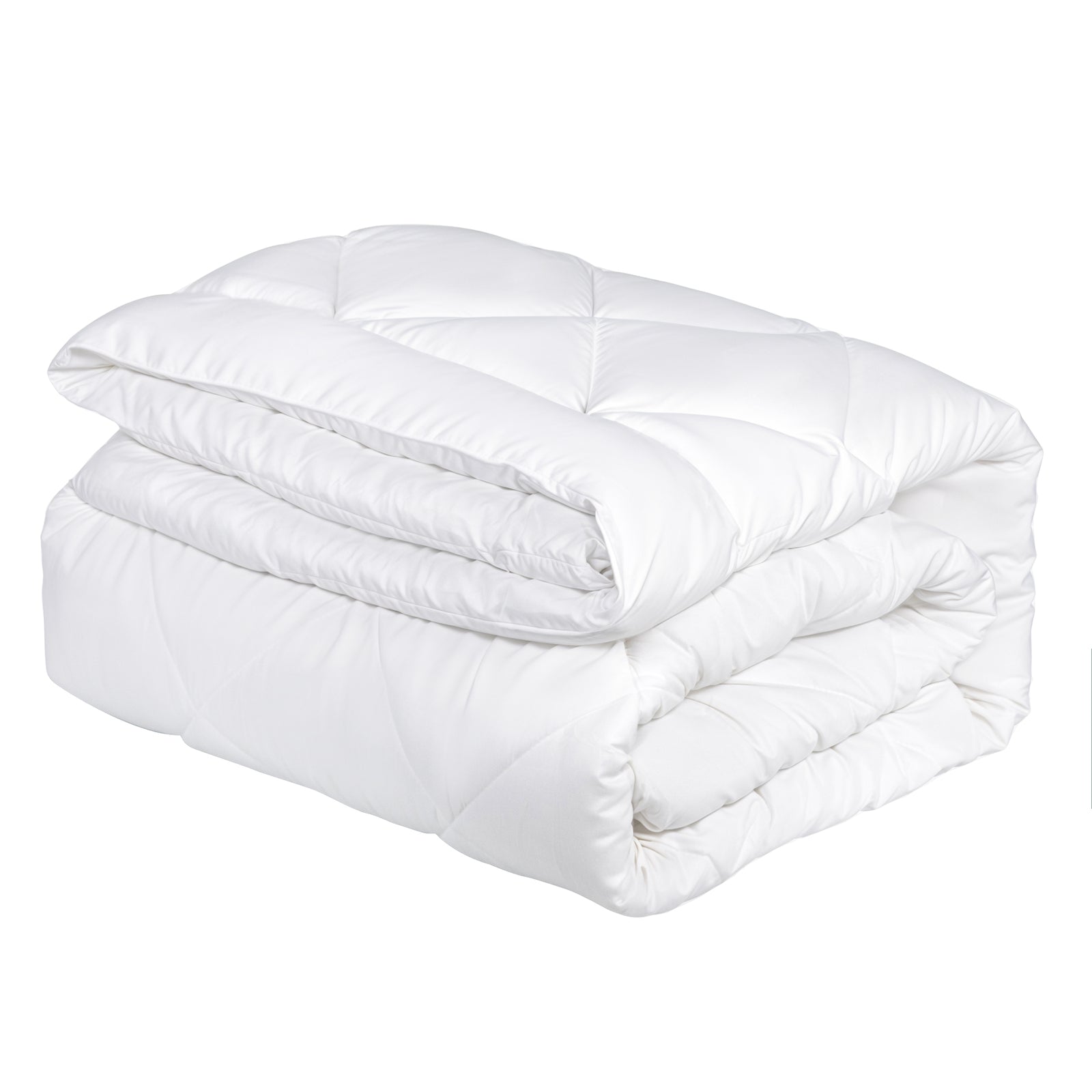 Quilts & Duvets: Microfiber/Bamboo Blend, Hypoallergenic & Antibacterial Quilt - Queen