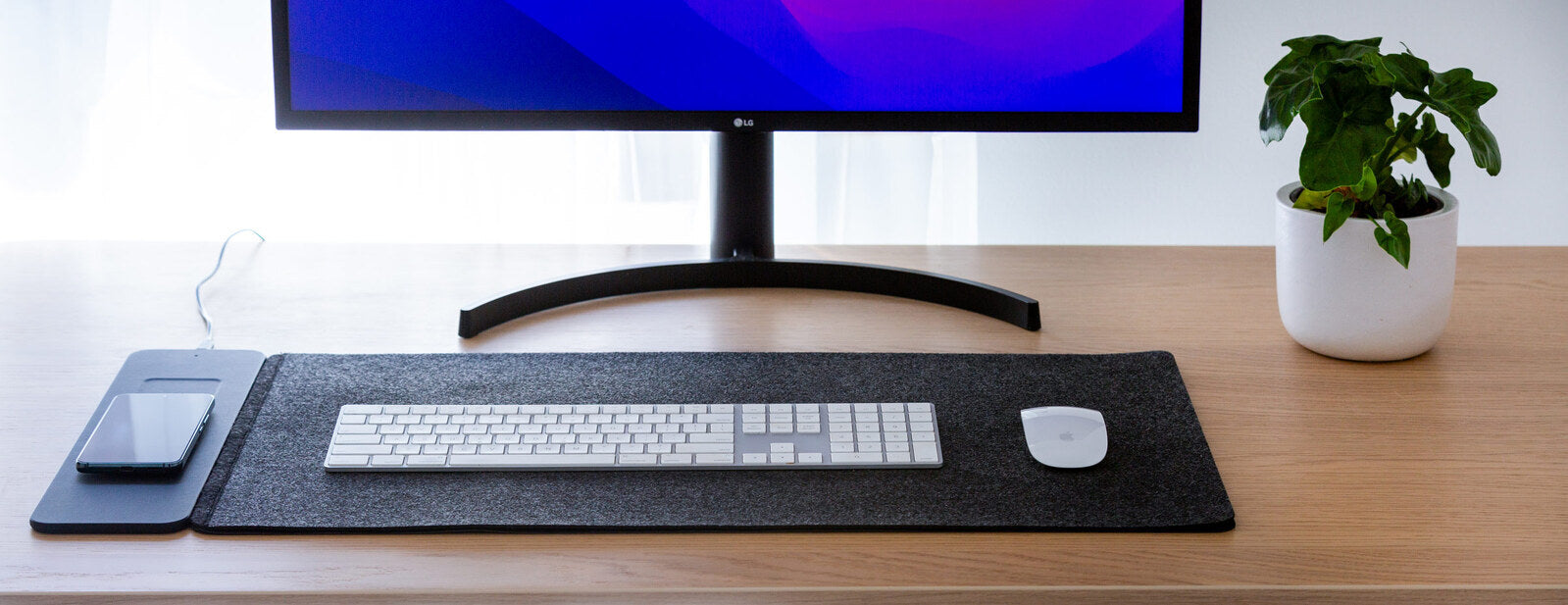 Power Banks & Chargers: Reversible Wireless Fast Charging Desktop Mat for Smartphones and Earbuds
