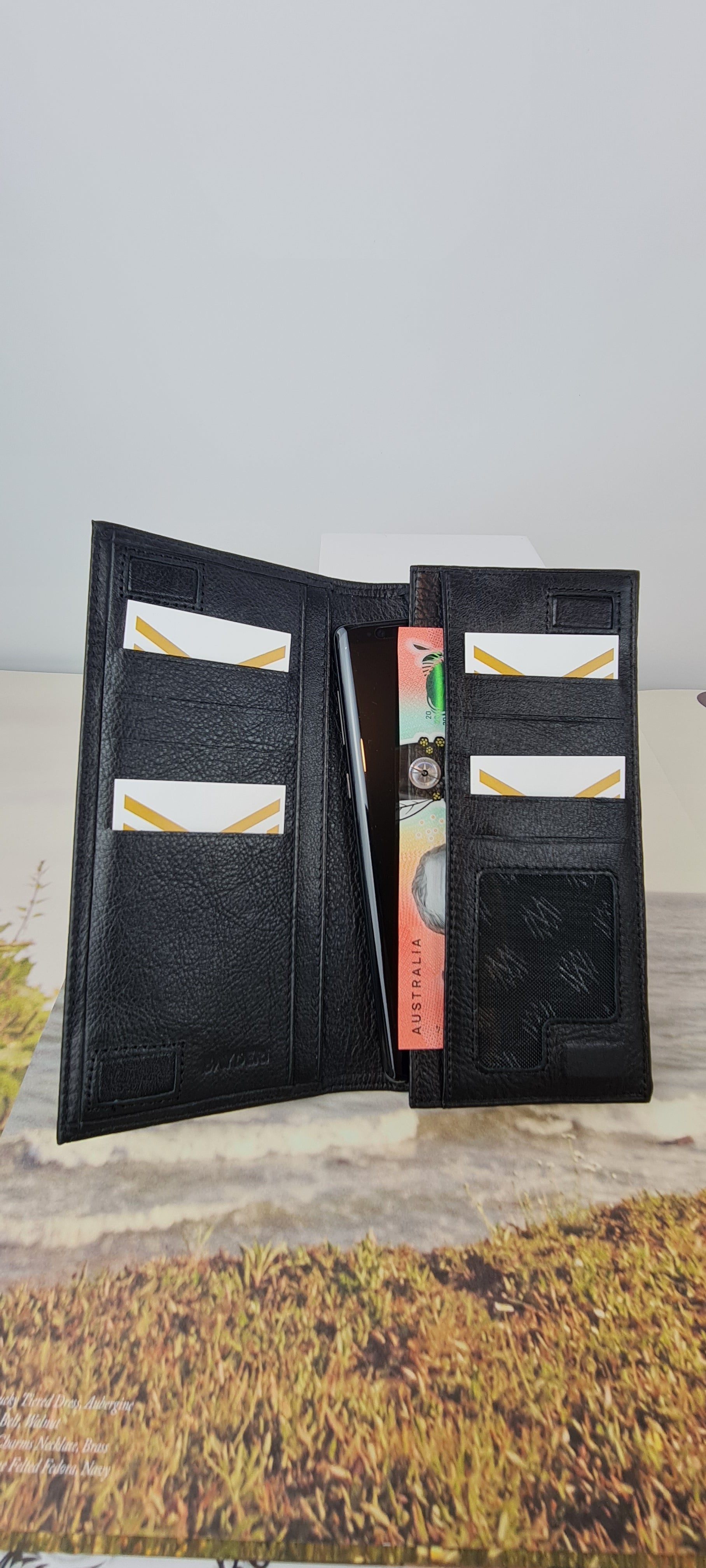 Phone Cases & Screen Protectors: Leather Phone Wallet - Black