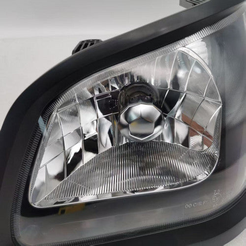 Automotive Parts: Front Left&right Side Headlight For Kubota M6040 / M7040 / M8540 / M9540 / M108S