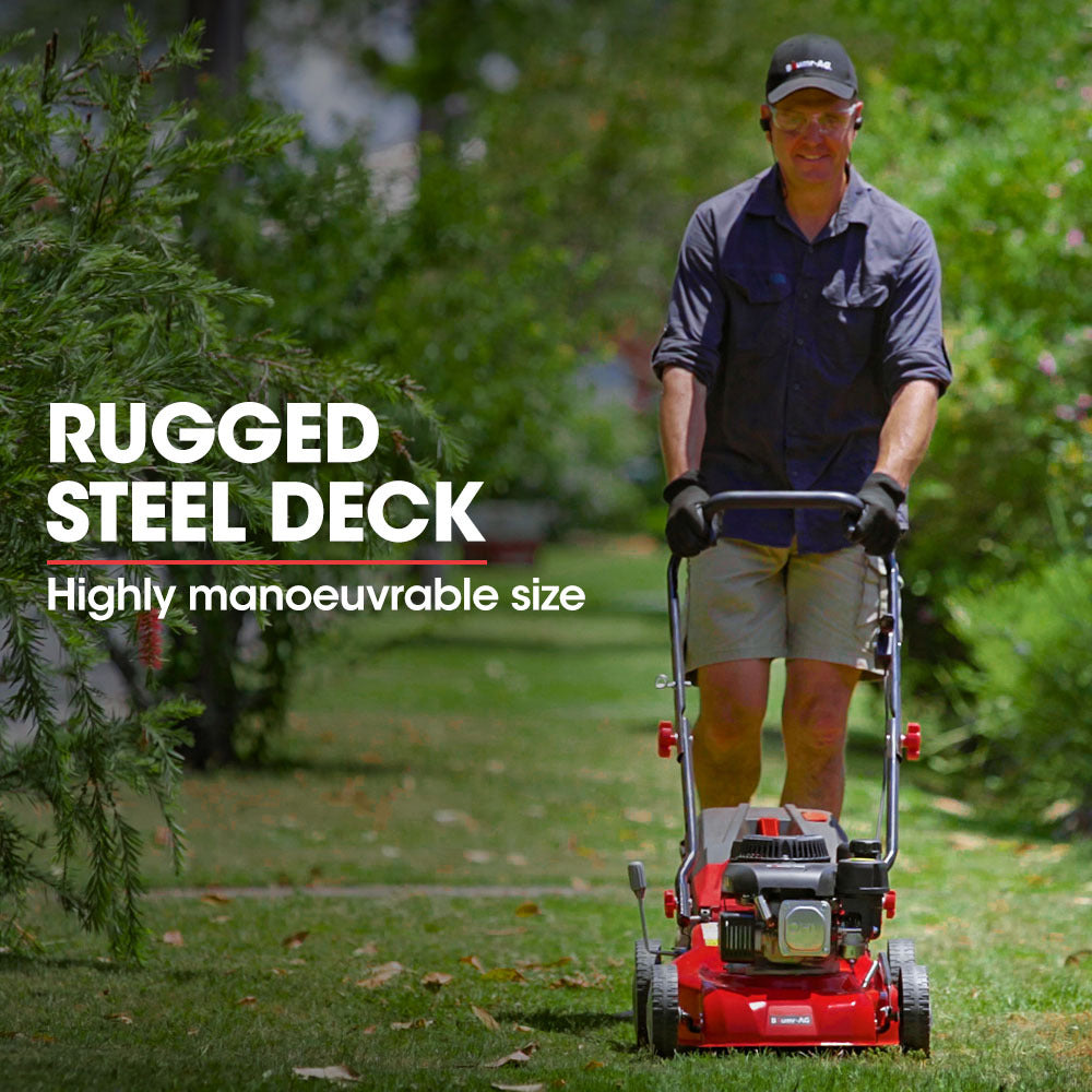 Outdoor Power Equipment: Baumr-AG Lawn Mower 139CC 17 Petrol Push Lawnmower 4-Stroke Engine Catch