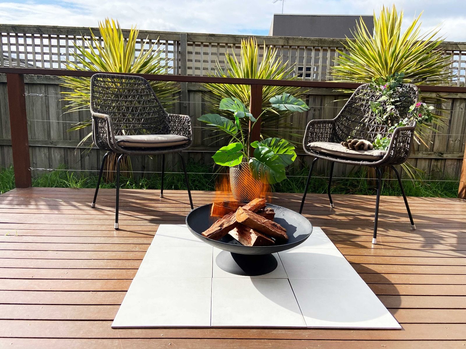 Fire Pit Accessories: Black Lassen Cast Iron Fire Pit