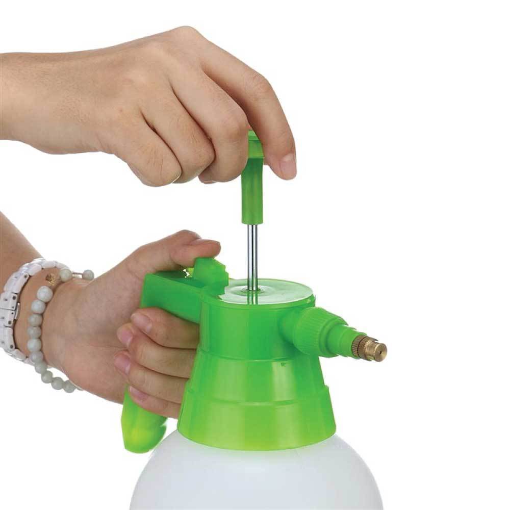 Gardening Accessories: 2L Hand Held Pressure Sprayer - Plastic Garden Pump For Liquids - Portable Bottle