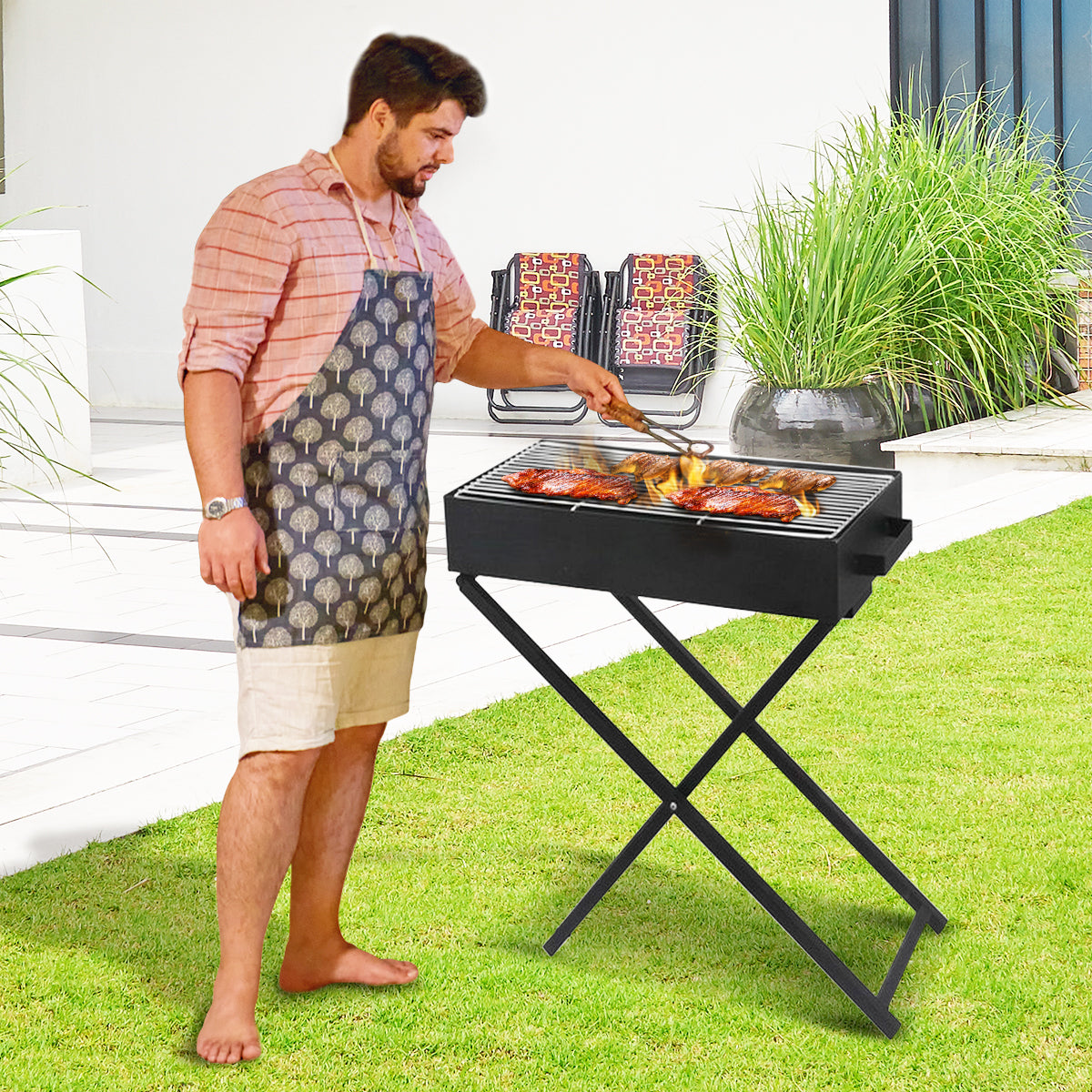 BBQ Tools: Wallaroo Charcoal BBQ Grill - Adjustable Height