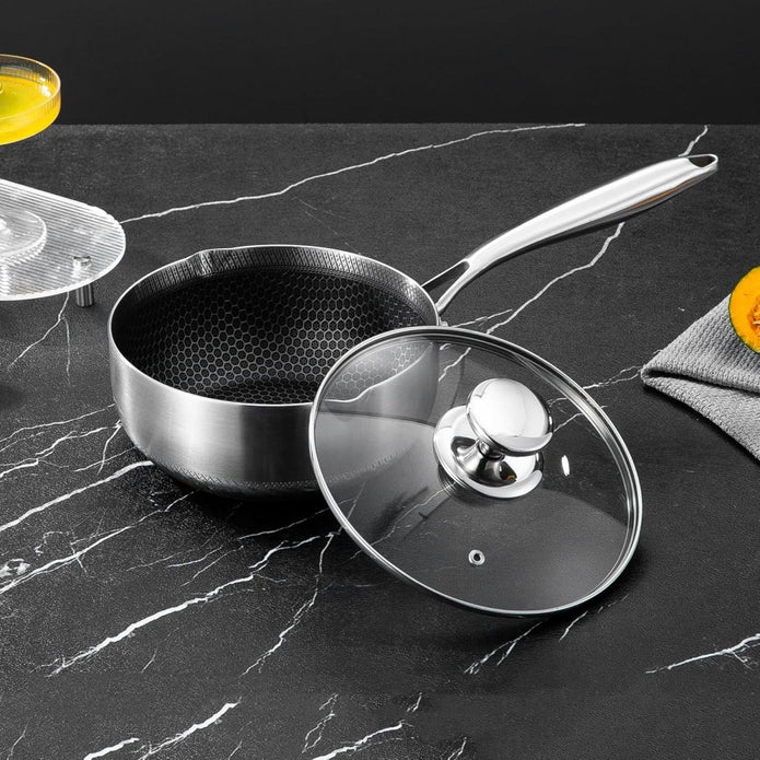 Skillets & Frying Pans: 18cm 316L Stainless Steel Saucepan Compound Steel Honeycomb Nonstick Sauce Pan with Glass Lid 1.5L Pot Stay-Cool Handle Multipurpose Milk Saucepan, Induction Capable and Gas Stove