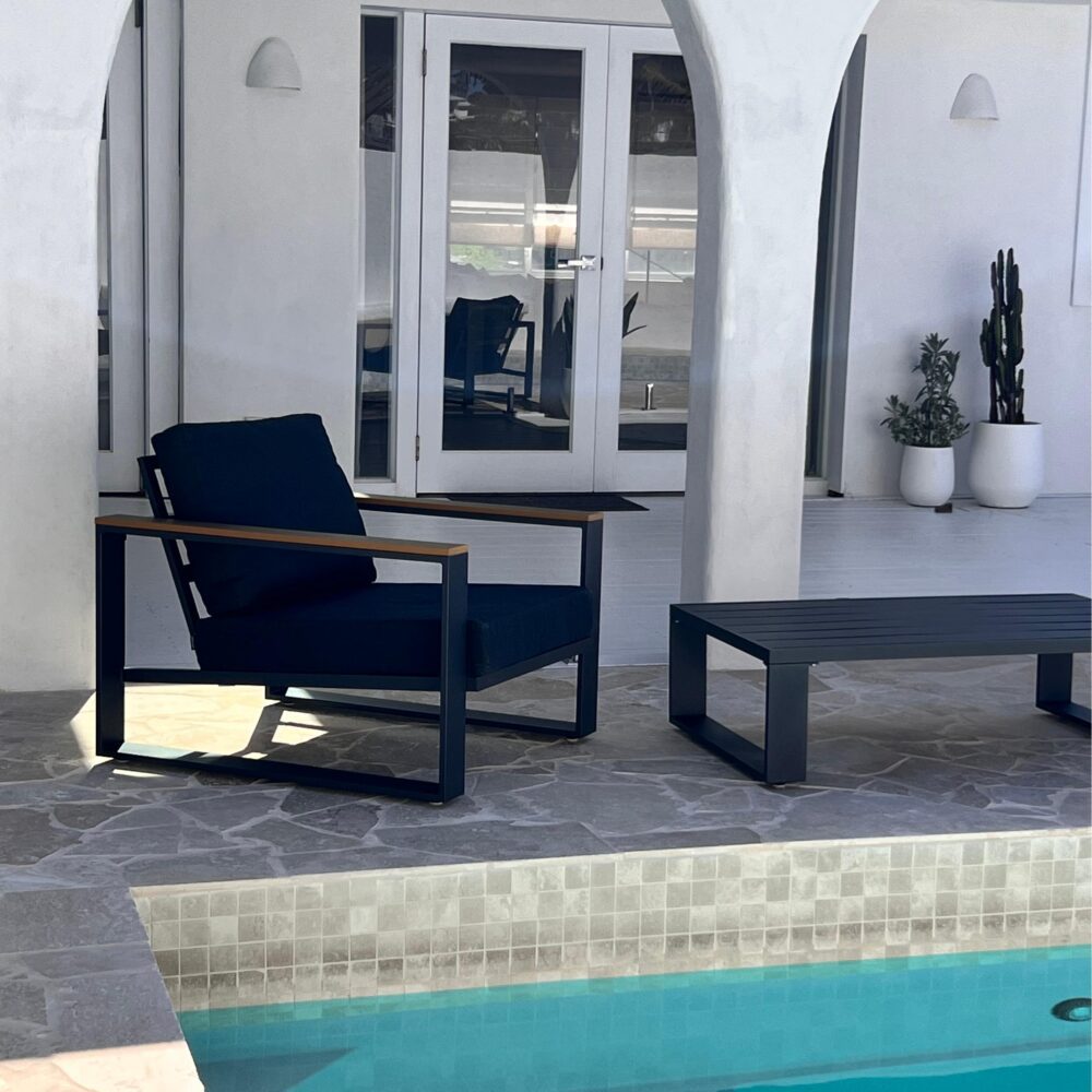 Outdoor Sofas & Lounge Sets: 5 Seater Grandeur Lounge Suite  White