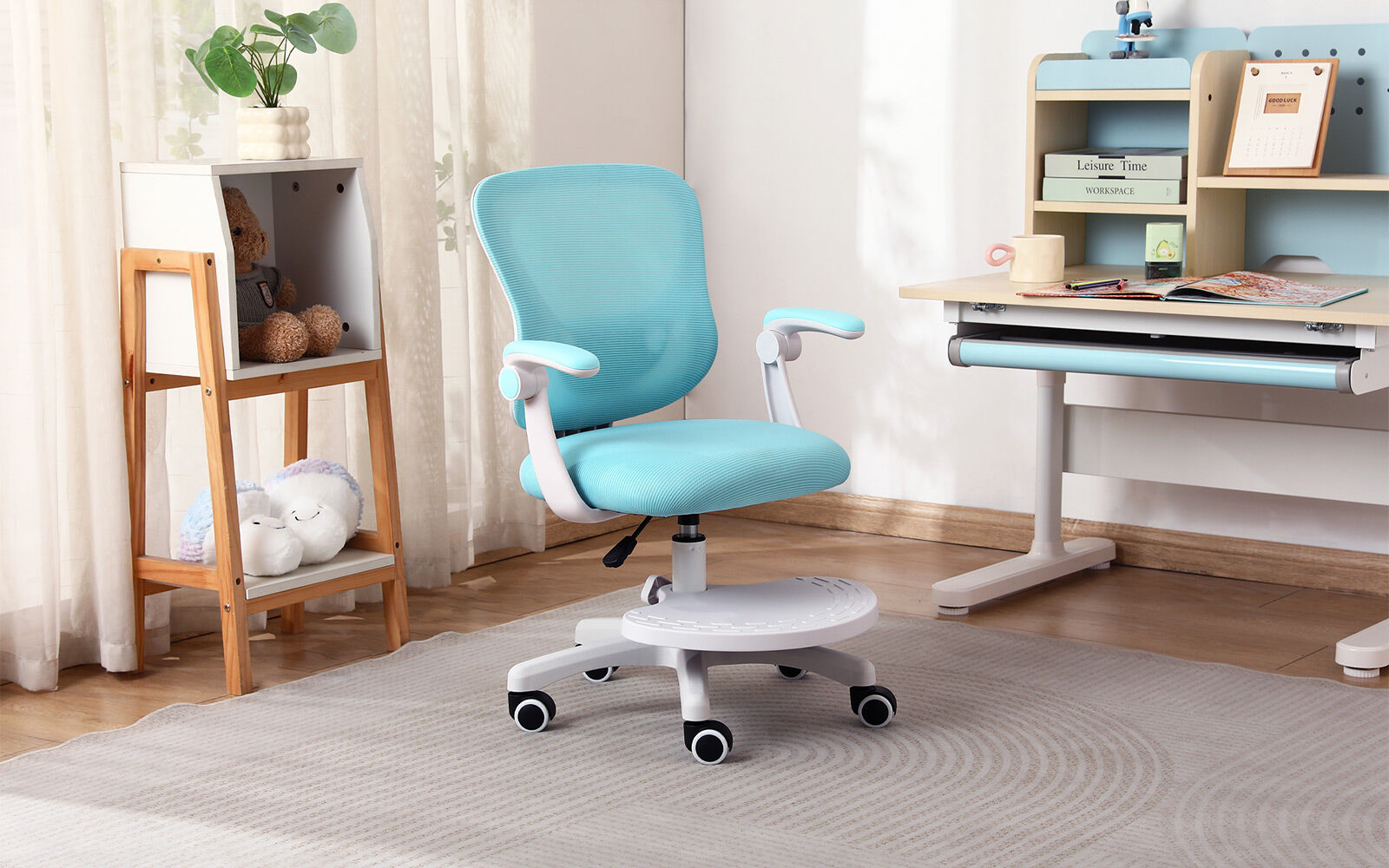 Kid's Tables, Chairs & Seats: Kids Desk Chair - Children Office Study Seat with Footrest CILO - Blue