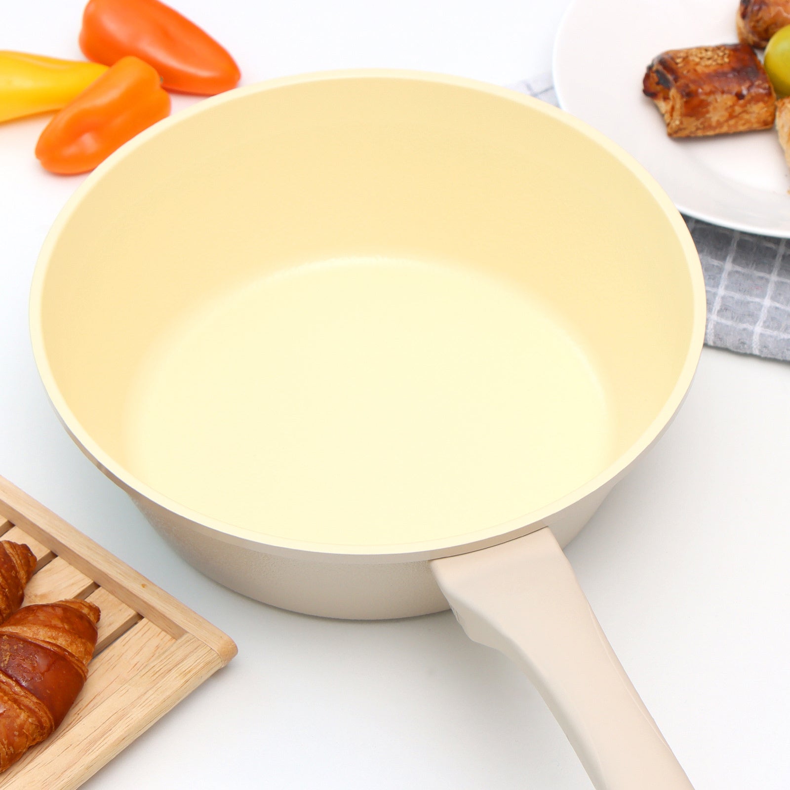 Skillets & Frying Pans: Giorno Felice IH Wok Pan 28cm Ceramic Non-Stick Stir Frypan Induction