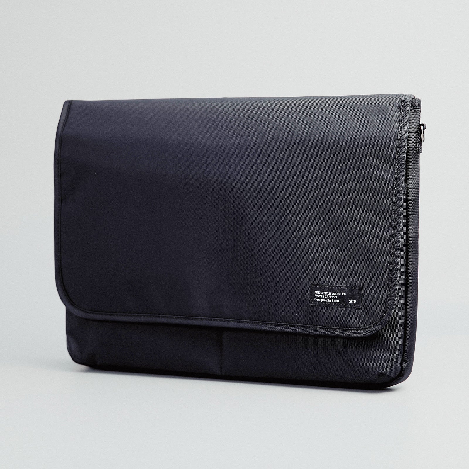 Tablets & Cases: 15.6/16 inch Laptop Sleeve Padded Shoulder Bag Travel Carry Case LATO BLACK