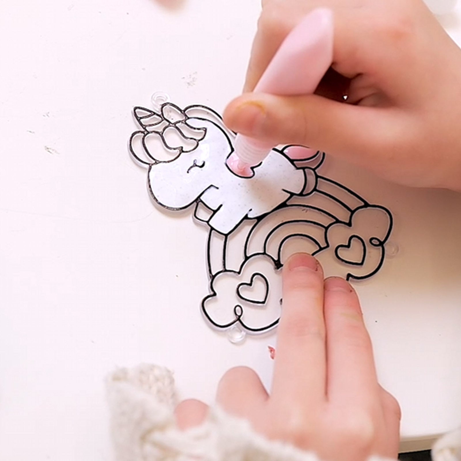 Activity Toys: Sparkly Ornament Suncatcher - DIY for Kids Art Craft Colouring PaintingSet