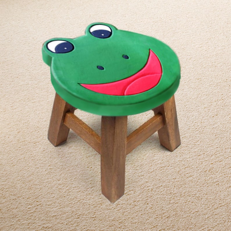 Pretend Play: Children's Chair Stool Wooden Frog Face Theme