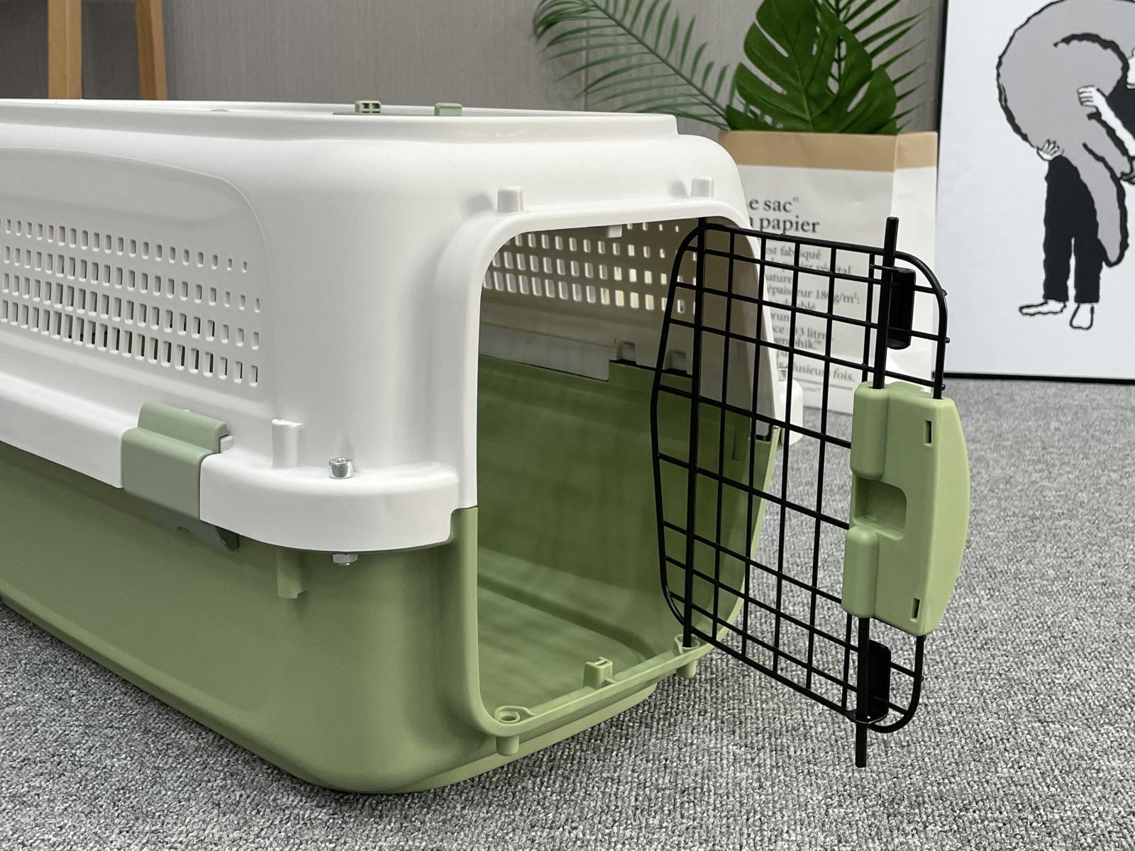 Dog Carriers & Crates: YES4PETS Medium Dog Cat Rabbit Crate Pet Kitten Carrier Parrot Cage Green