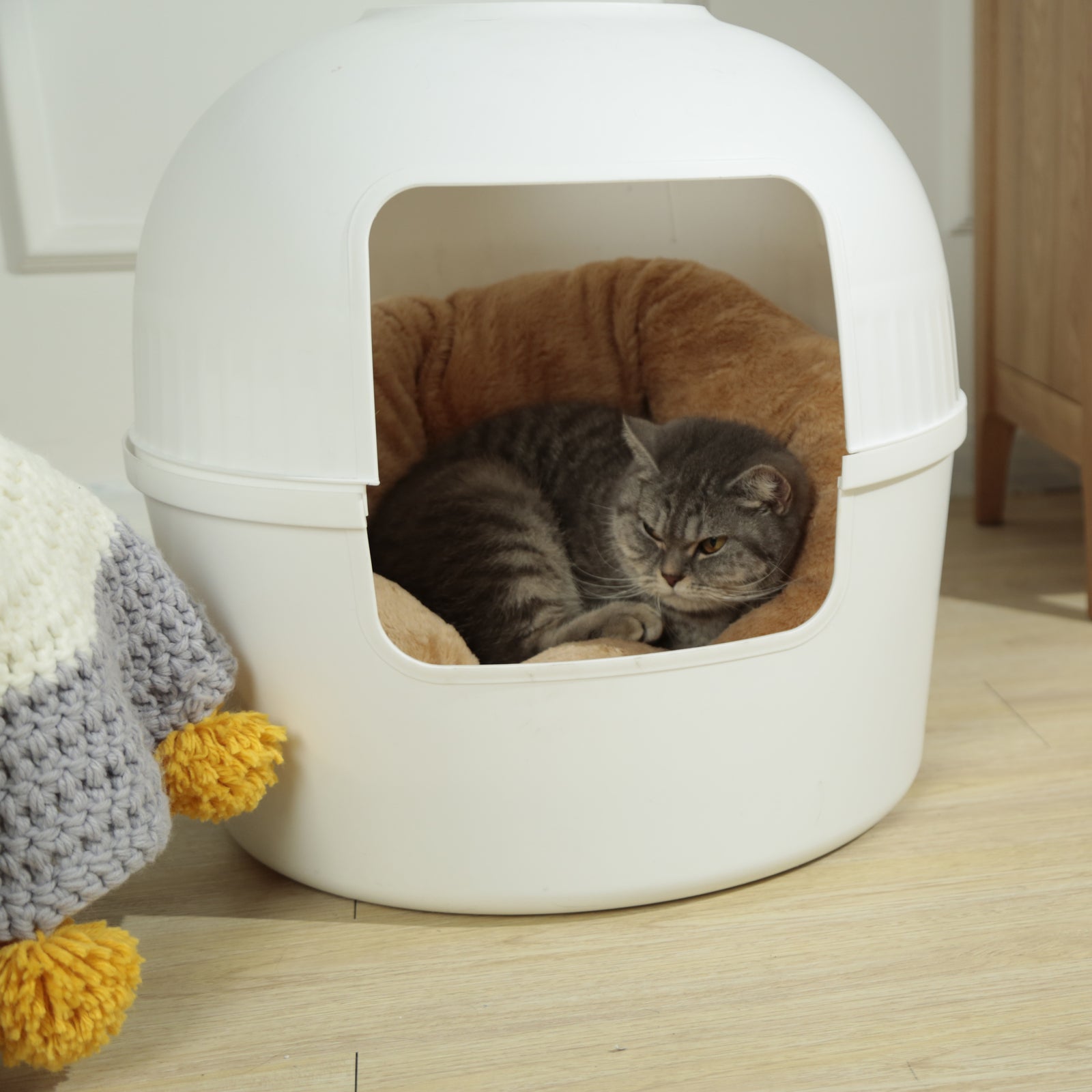 Cat Litter: YES4PETS Multifunctional Cat Litter Box Pet Cat House Semi-Enclosed White
