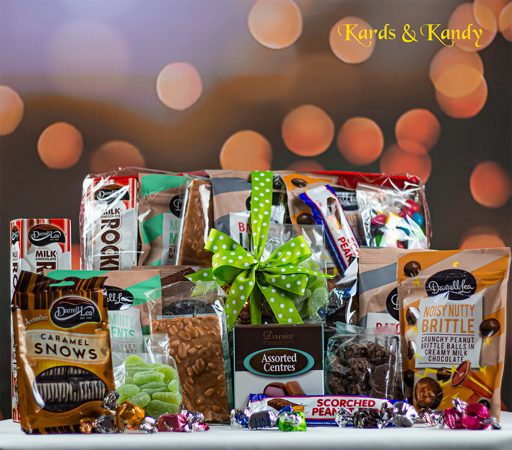 Chocolate & Sweets Hampers: Golden Delight Hamper