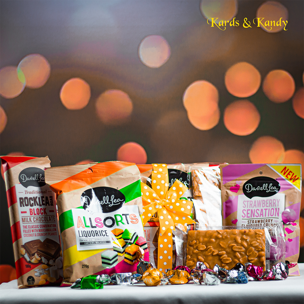 Wine & Champagne Hampers: Yellow Ribbon Gift Hamper