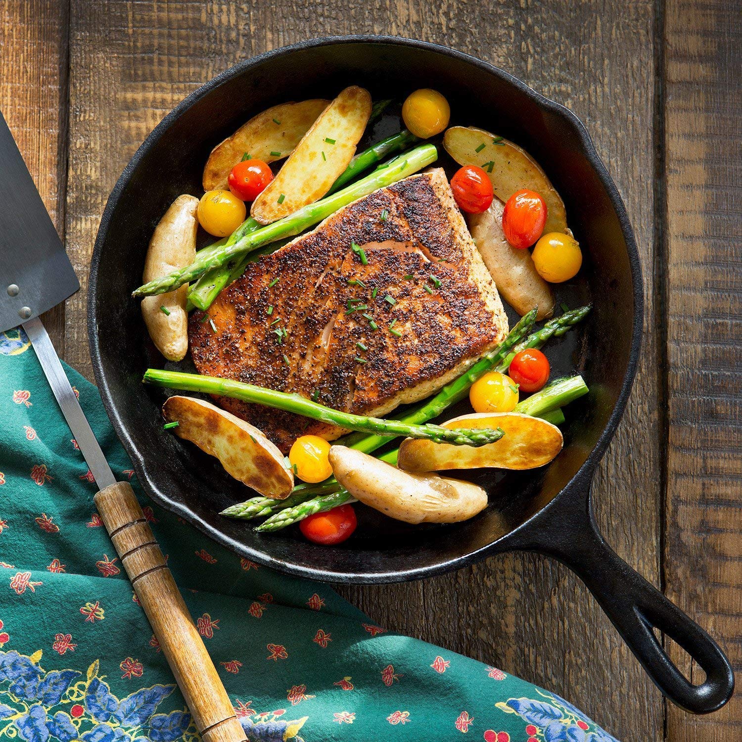 Skillets & Frying Pans: Cast Iron Skillet Cookware 3-Piece Set Chef Quality Pre-Seasoned Pan 10" 8" 6" Pans