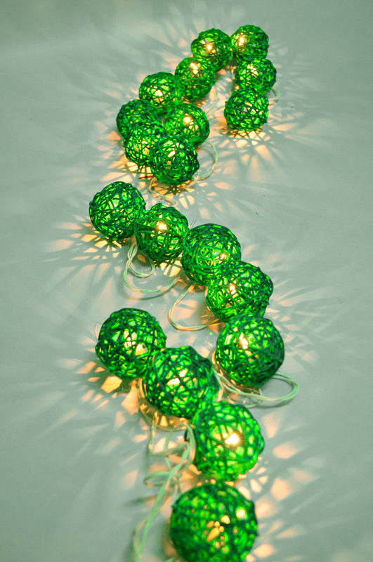 Coloured Lights: 1 Set of Green 5cm Rattan Cane 20 Ball Battery Powered 3m String Lights Christmas Gift Home Wedding Party Bedroom Decoration Table Centrepiece