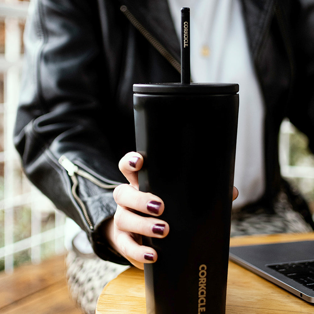 Wellness Accessories: Corkcicle Cold Cup - 750ml Matte Black