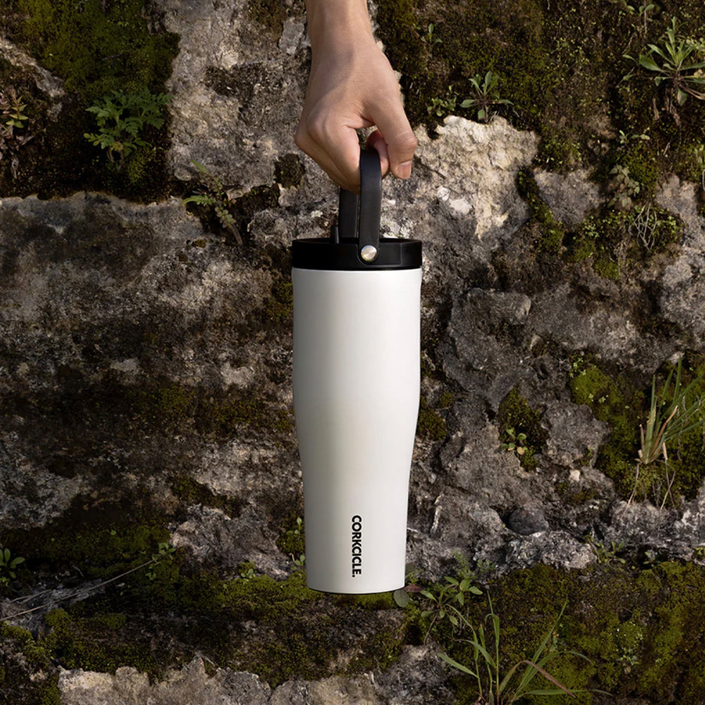 Wellness Accessories: Corkcicle Go Cup XL - 887ml Walnut Wood