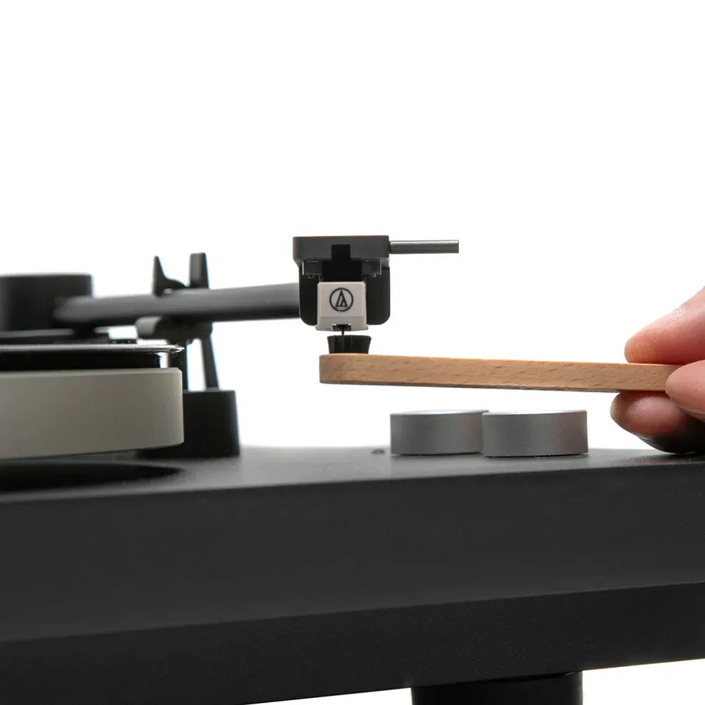 Kanto TT-SB 2-in-1 Carbon Fiber Record and Stylus Cleaning Brush