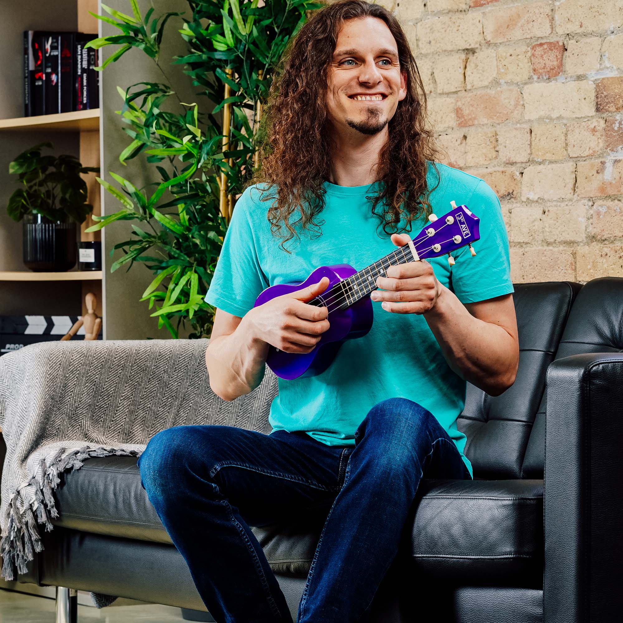 Audio Accessories: 3rd Avenue Soprano Ukulele - Purple