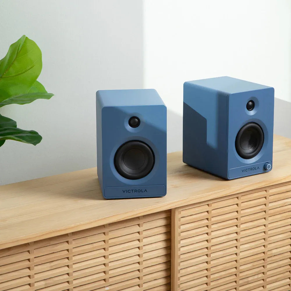 Victrola Automatic Turntable + Victrola Tempo Bookshelf Speakers Bundle - Blue