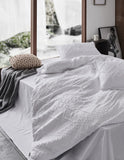 100% Premium Tufted Microfibre Quilt Cover Set - Ultra-Soft, Durable Embroidery Bedding Comforter Set - Machine Washable & Zipper Closure - White - Single