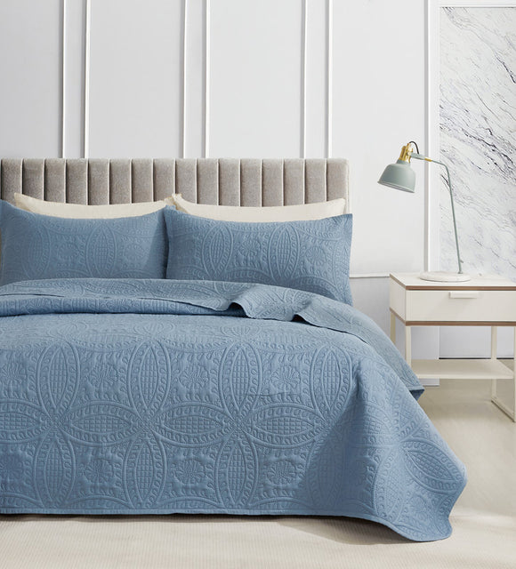 Lisbon Quilted 3-Piece Embossed Coverlet Set (Blue, Double/Queen)