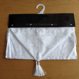 Table Linen & Kitchen Towels: Damask White Elegant Polyester Jacquard Table Runner 38 x 90 cm