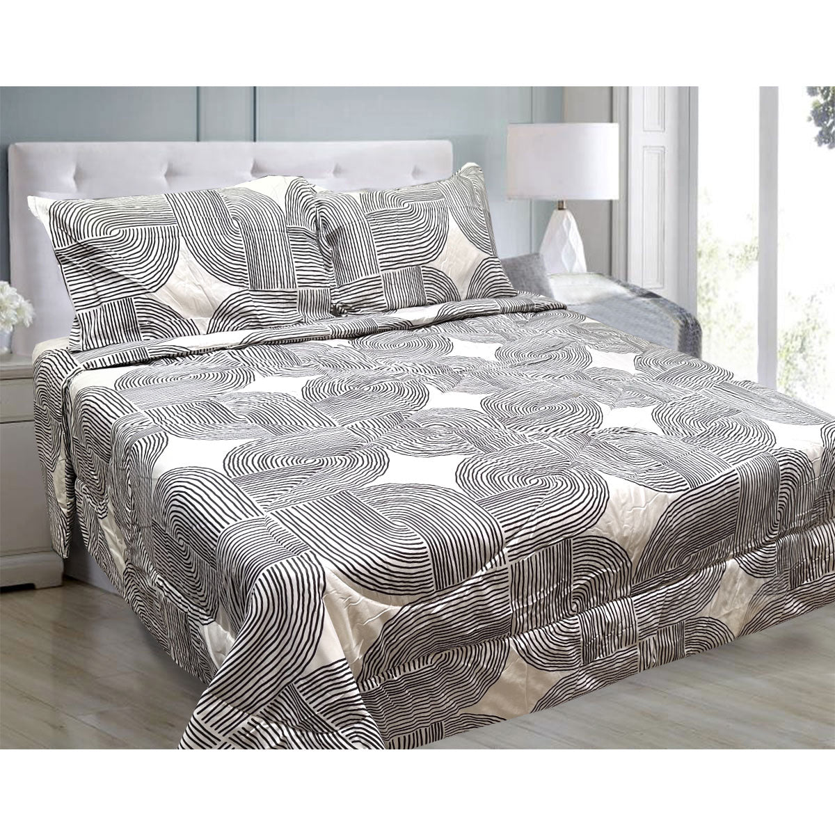 Quilts & Duvets: Hotel Living 3 Pce Light Weight Comforter Set Queen/King Oscar Curves