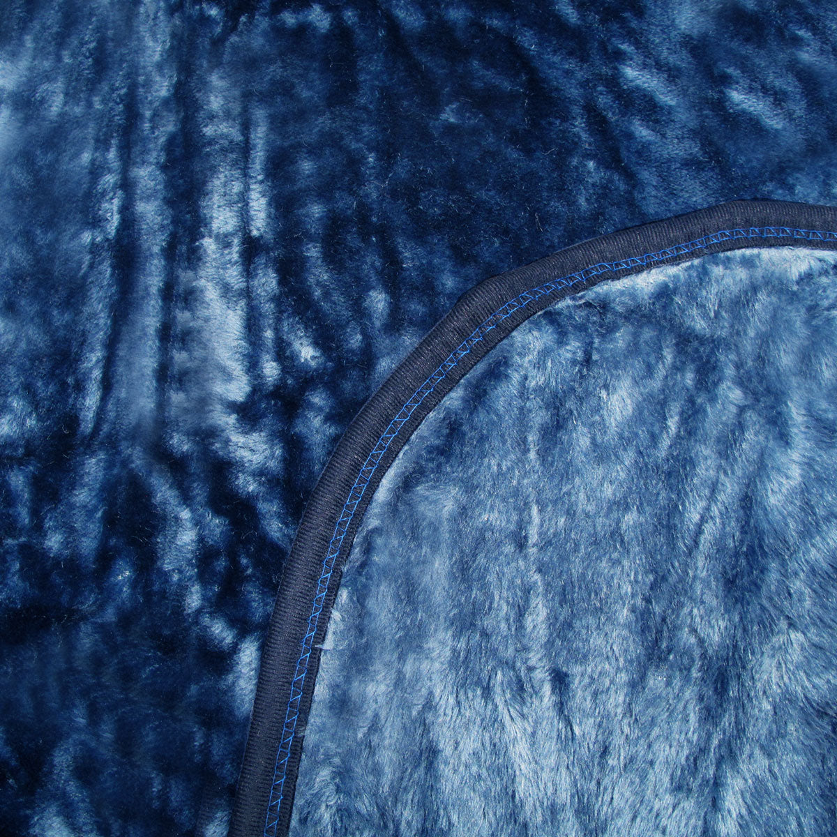 Blankets & Throws: 375gsm 1 Ply Solid Faux Mink Blanket Queen 200x240 cm Plum