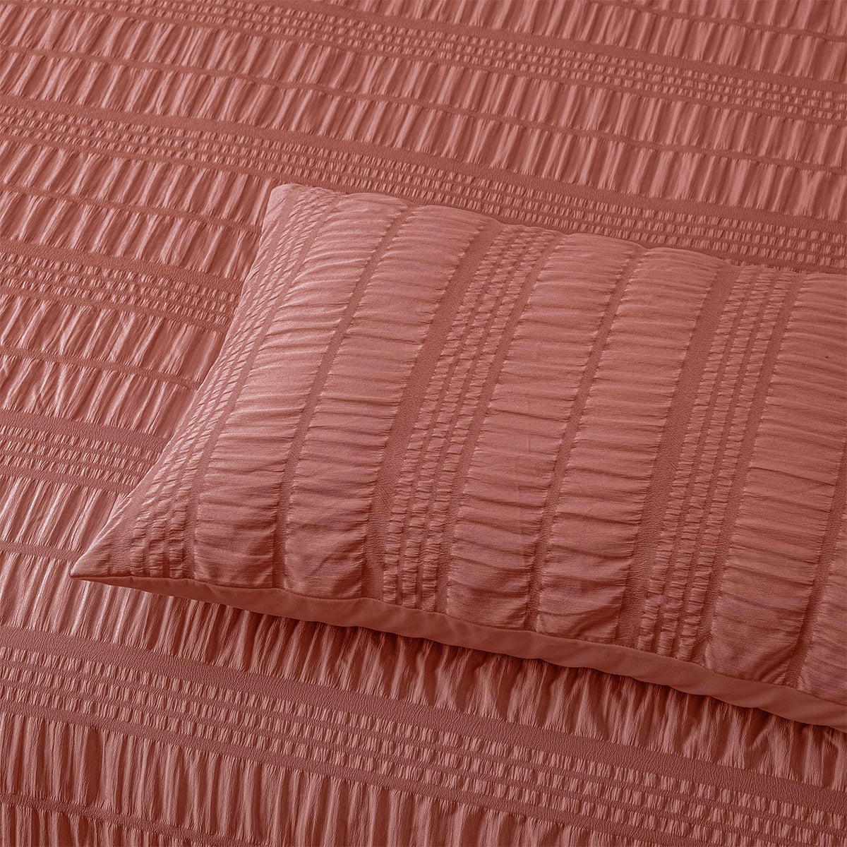Duvet Covers: Accessorize Seersucker Tobacco Polyester Quilt Cover Set King