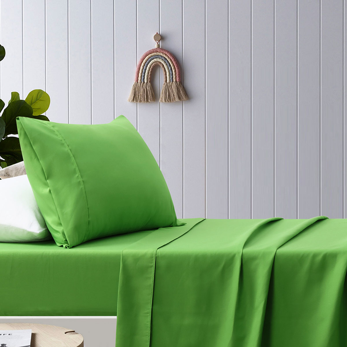 Bed Sheets: Happy Kids Green Plain Dyed Microfibre Sheet Set King Single
