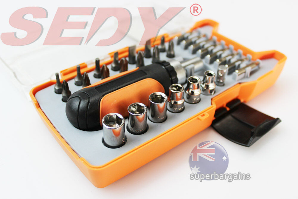 Putty Knives, Scrapers & Chisels: 15x Random ScrewDriver Sets