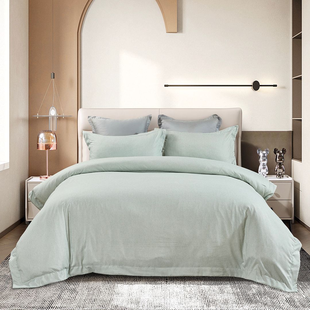 Duvet Covers: Tailored Super Soft Quilt Cover Set - Super King Size
