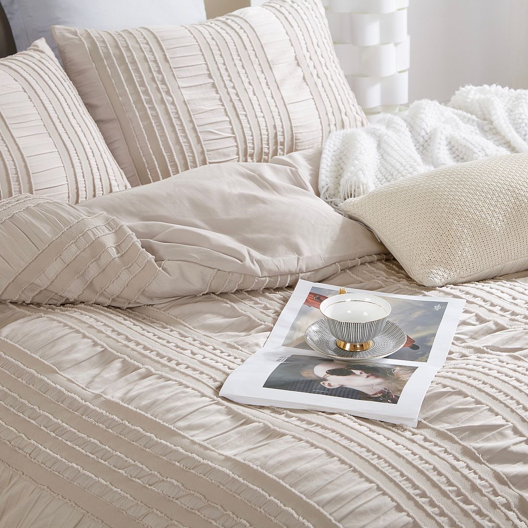 Duvet Covers: Tufted Boho Striped Embroidery Quilt/Doona/Duvet Cover Set - King Size