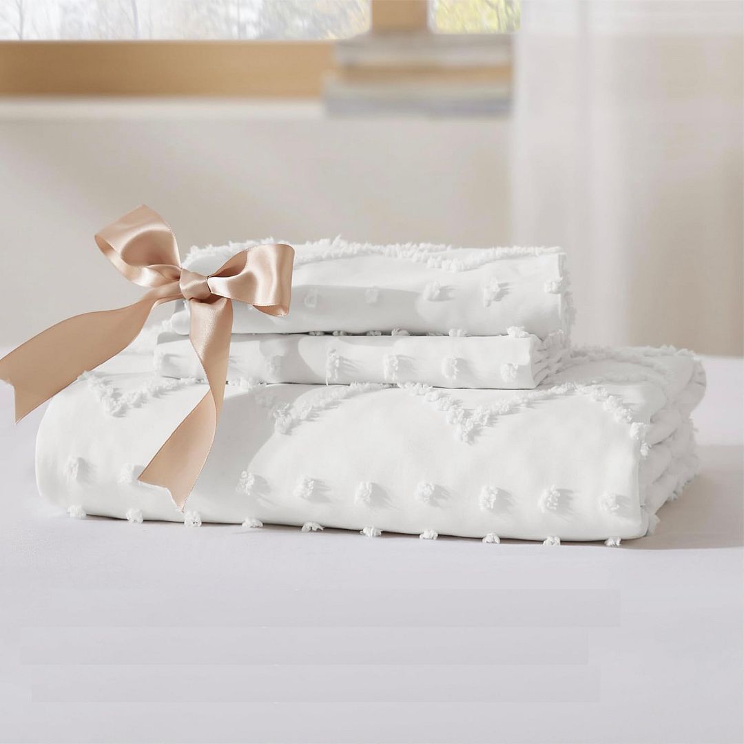 Duvet Covers: Tufted Boho Embroidery Quilt/Doona/Duvet Cover Set - White - Queen Size